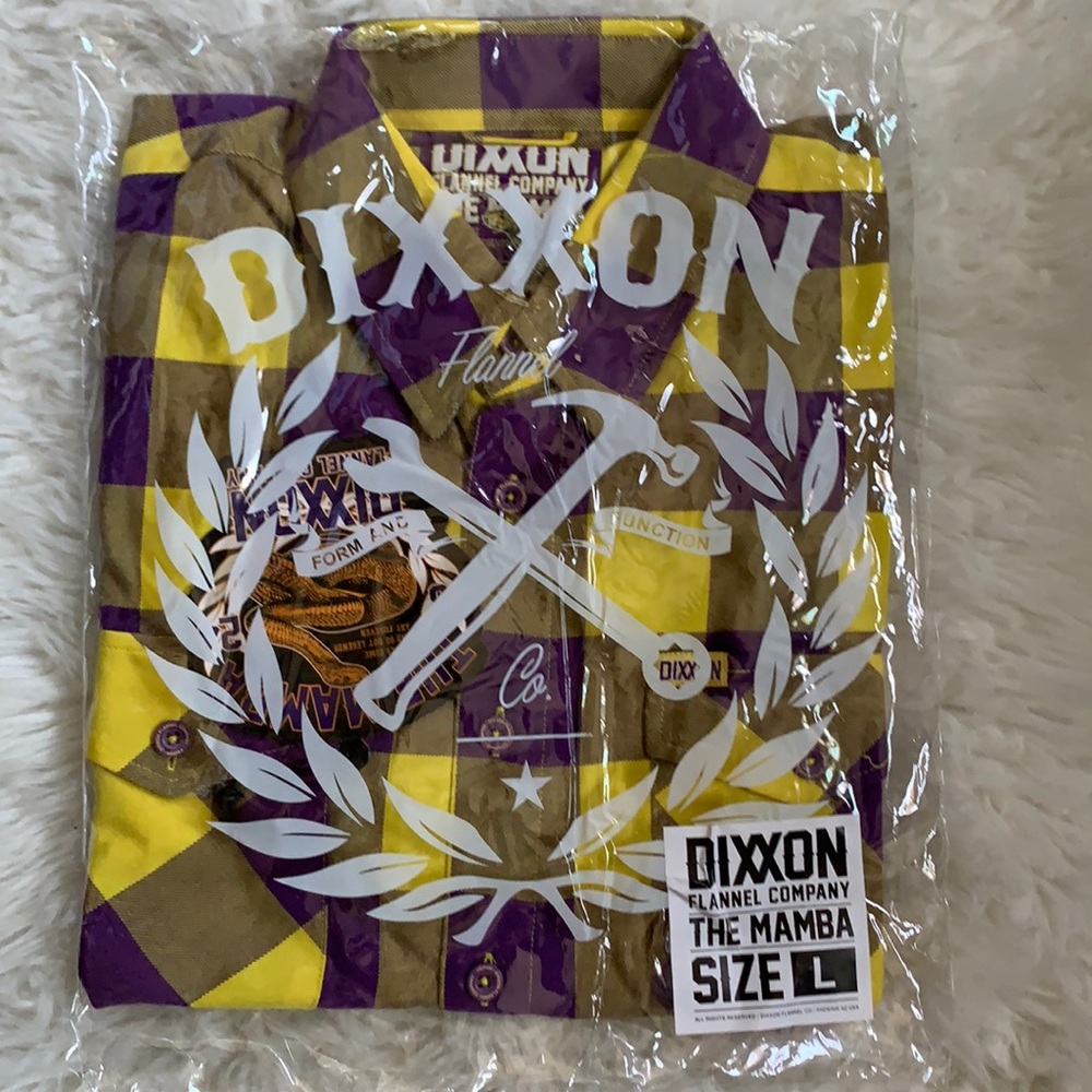 Dixxon mamba flannel size L NWT